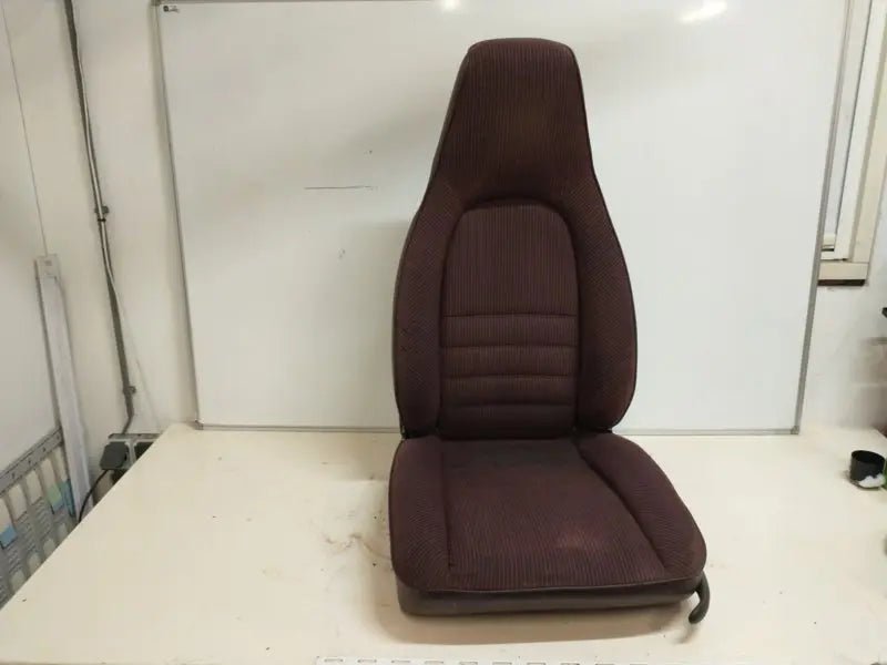 Porsche 944 type 2/968 stoel - bestuurderszijde - rood - 928-944parts