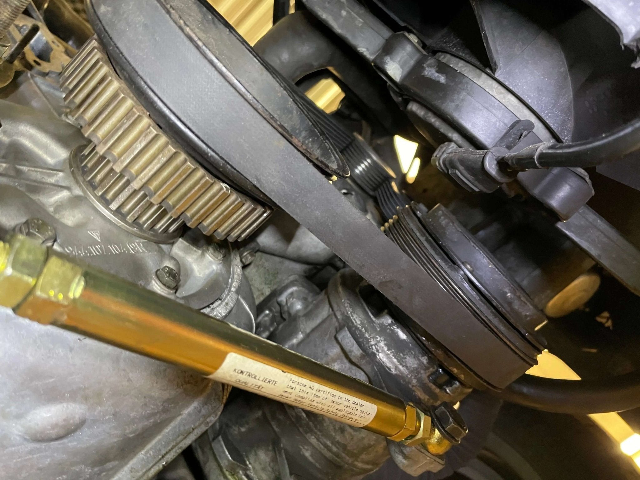 Porsche 944/968 extra looprol multiriem modificatie (airco) - 928-944parts
