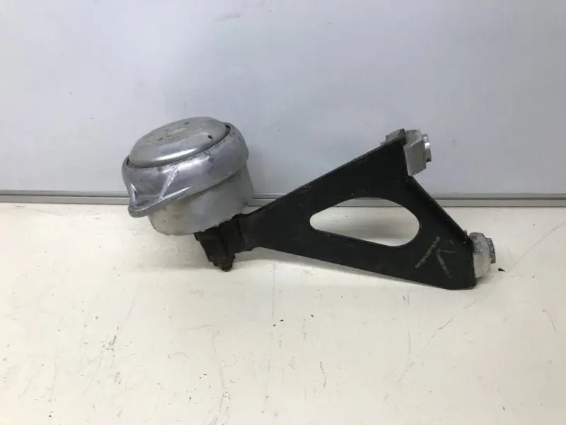 Porsche 986/987 - versnellingsbak steun - rechts - 928-944parts