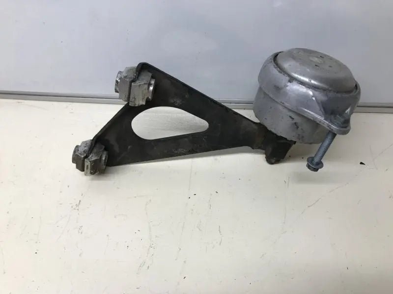 Porsche 986/987 - versnellingsbak steun - rechts - 928-944parts
