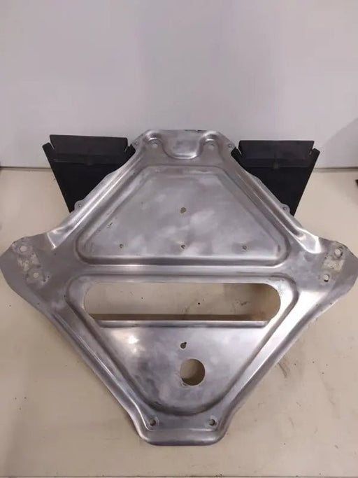Porsche 987 - achteras steun met luchtgeleider - 928-944parts
