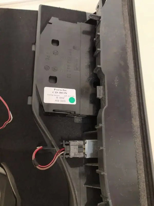 Porsche 987 - handschoenen kastje - steengrijs - 928-944parts